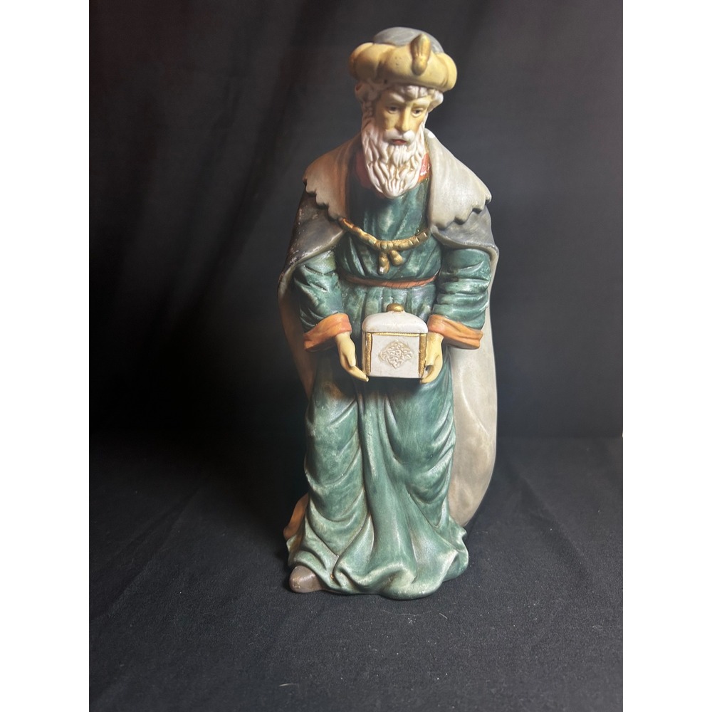 Vintage Nativity‎ Wise Man Figure Holding Gift Religious Christmas Decor